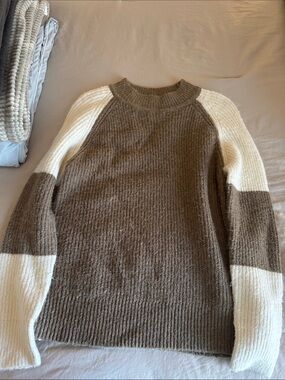 Ripe Two-Tone Cream and Brown Raglan Crew Sweater